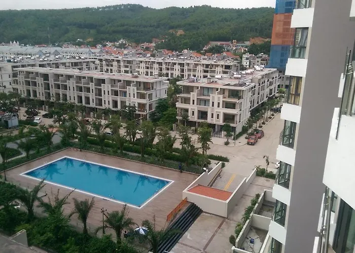 Blue House * Ha Long
