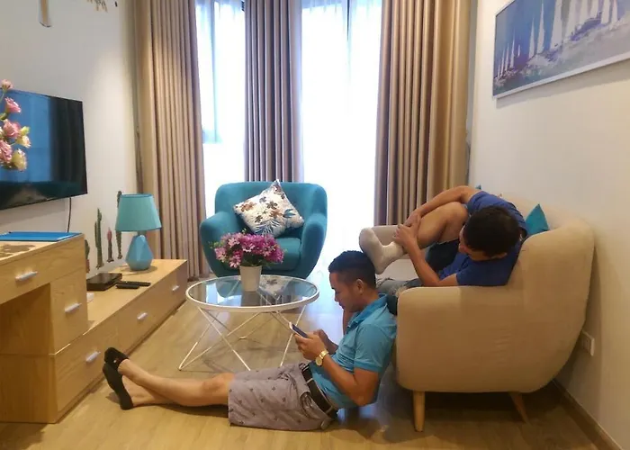 Blue House Bed & Breakfast Ha Long