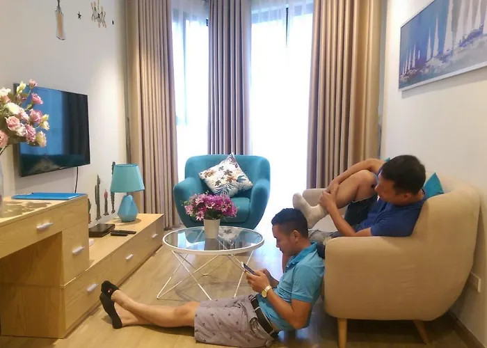 Blue House Bed & Breakfast Ha Long